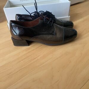 Hispanitas Black and Brown Patent Leather Women's Shoes